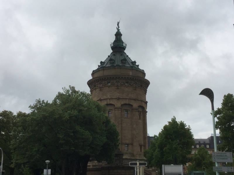 Mannheim Wasserturm Neckarradweg