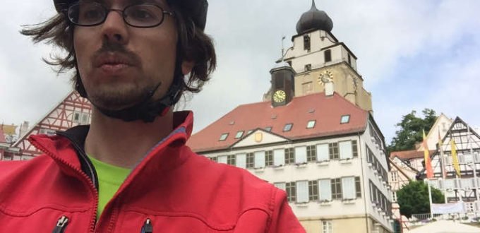 Herrenberg Ammertalradweg Kirche Fahrradfahrer Dämpf