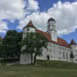 Höchstädt an der Donau - Schloss am Donauradweg