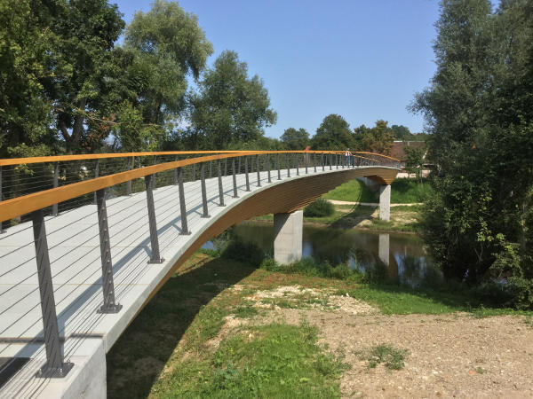 Neckartenzlingen - Neue Fahrradbrücke Neckarradweg nach Ludwigsburg