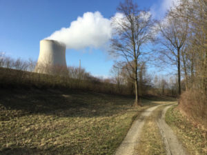 Kernkfraftwerk Isar Essenbach Niederaichbach - Mit dem Fahrrad an der Isar entlang