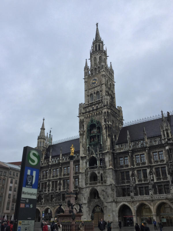München Rathaus - Am Isarradweg