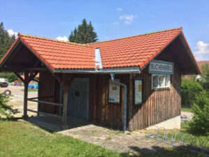Bahnhof Buchenberg auf dem Allgäu Radweg - Holzhaus