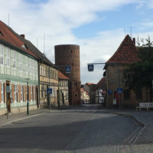 Altstadt Lenzen Turm Fachwerkhäuser - Elberadweg