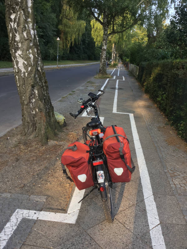 Zick-Zack-Radweg Berlin-Zehlendorf