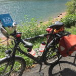 Fahrrad liest Buch am Nagoldtalradweg - Nagoldtalsperre