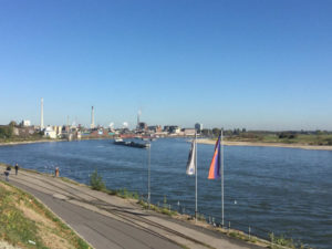 Krefeld-Duisburg - Rheinradtour - Rheinradweg Duisburg