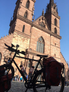Altstadt von Basel - Basler Münster - Unterkünfte in Basel