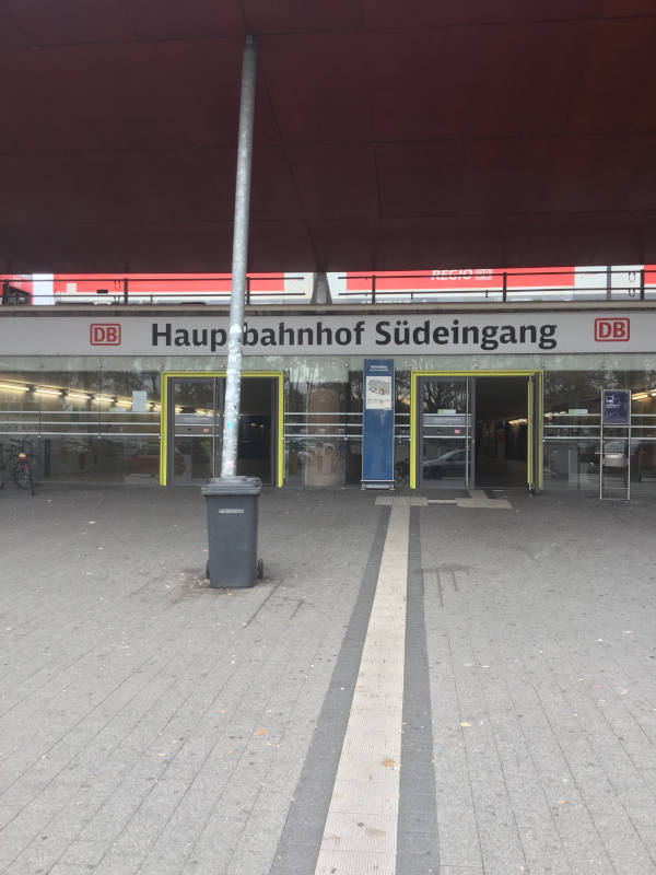 Südeingang - Karlsruhe Bahnhof - Stromberg-Murrtal-Radweg