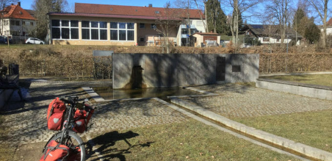Neckarursprung Schwenningen - Heidelberg-Schwarzwald-Bodensee-Radweg