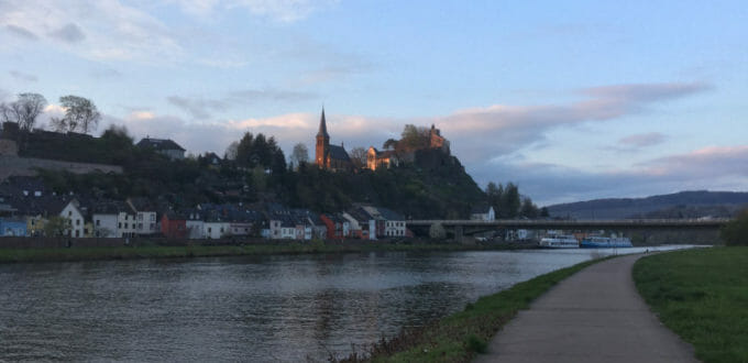 Saarburg - Saar-Radweg mit Saar