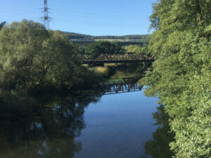 Eisenbahnbrücke - Oeventrop und Arnsberg - Ruhr - Ruhrtalradweg