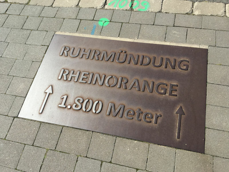 Rheinorange - Ruhrmündung - Hinweistafel Boden 1.800 Meter