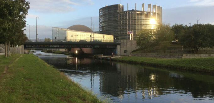 EU-Parlament Straßburg - Rhein-Marne-Kanal-Radweg