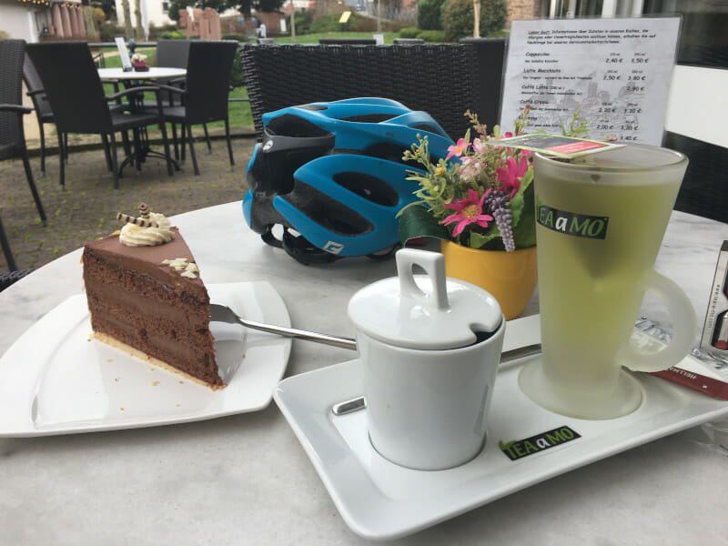 Café am GeoPark - Neckarsteinach am Neckarradweg - Kuchen und Tee