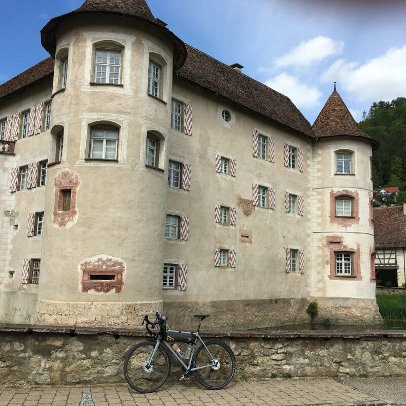 Wasserschloss Glatt mit Rennrad
