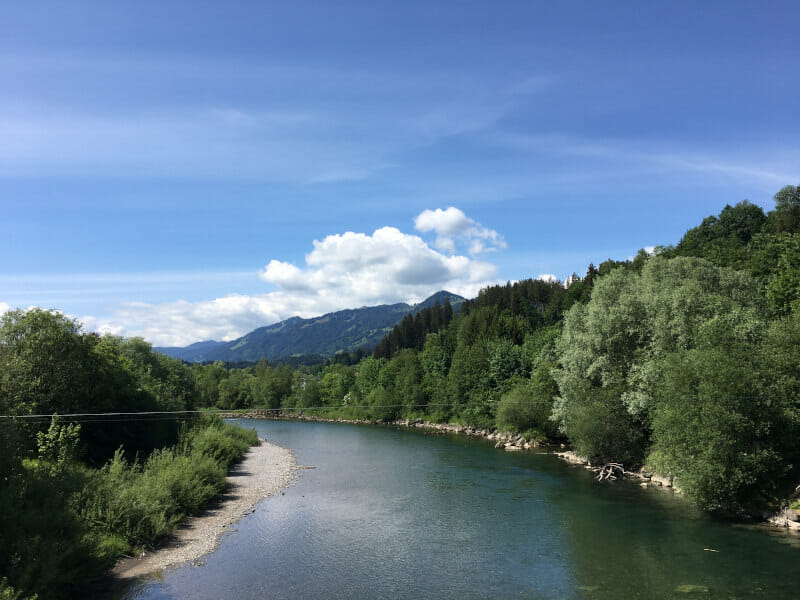 Die Iller am Illerradweg in Sonthofen