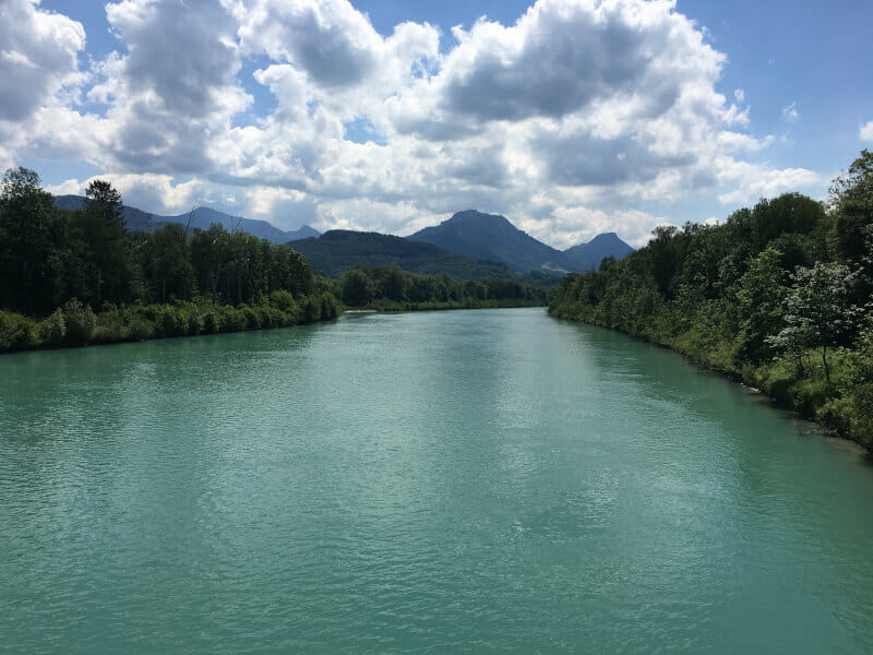 Der Inn zwischen Kirchdorf und Neubeuern - Bodensee-Königssee-Radweg