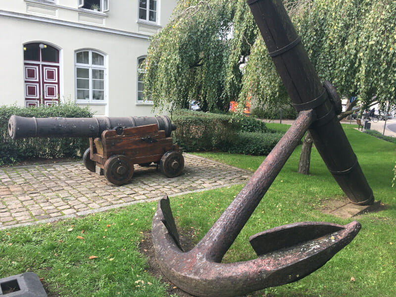 Elsfleth - Anker - Kanona - Am Weserradweg