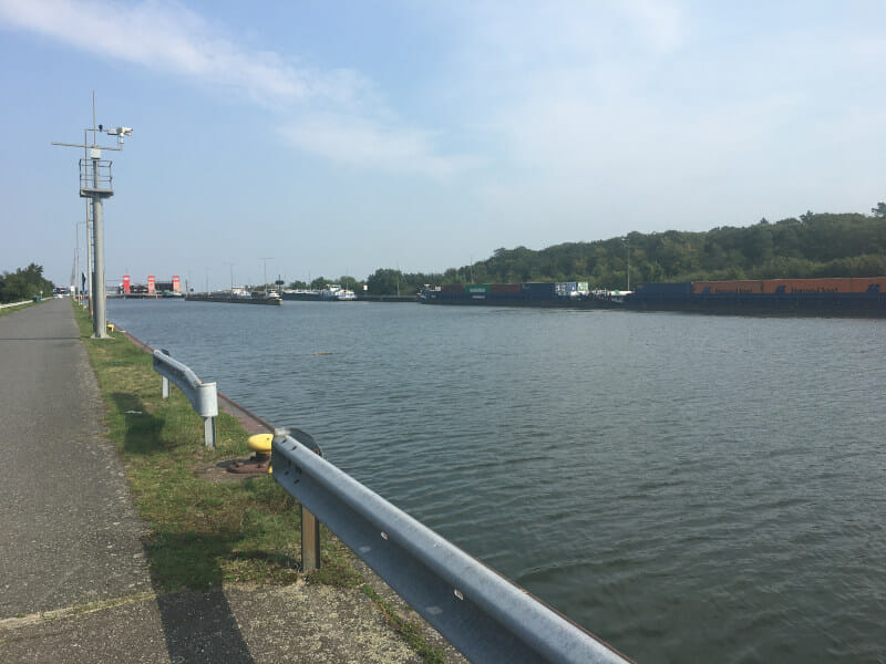 Der Elbe-Seitenkanal bei Scharnebeck - Radweg Alte Salzstraße