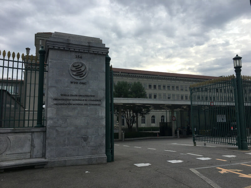 Genf WTO - Welthandelsorganisation Gebäude - gesehen auf der Rhone-Route.