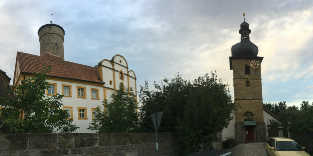 Strössendorf - Kirche - Mainradweg