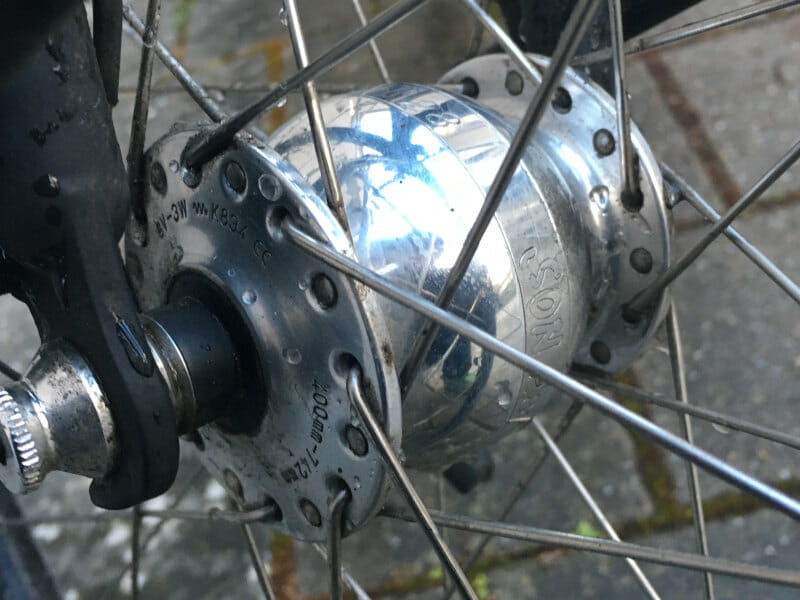 SON-Fahrradlicht - Nabendynamo