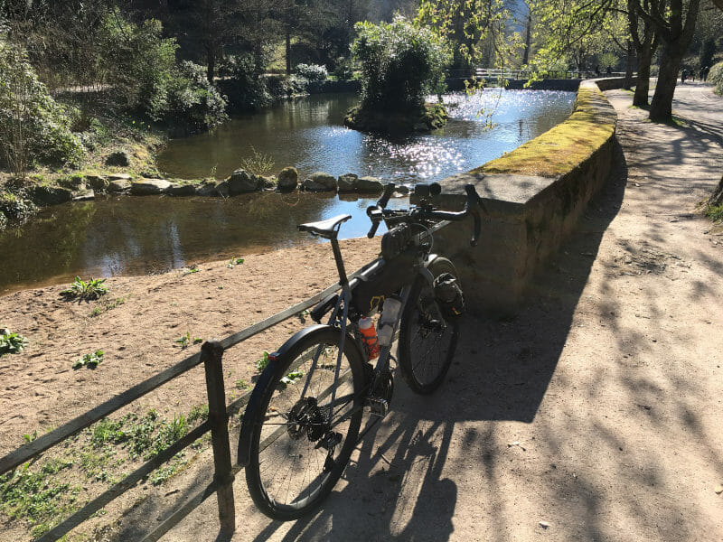 Gernsbach im Murgtal am Schwarzwald-Radweg mit Gravelbike