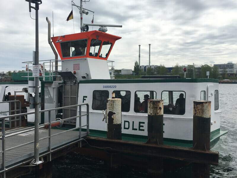 Kiel-Holtenau Fähre am Ostseeküstenradweg.