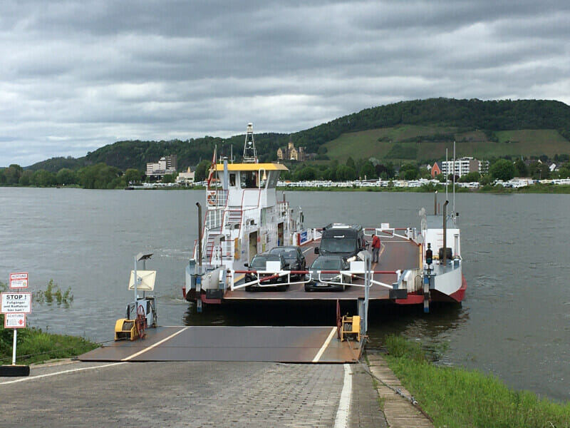 Schiff Bad Breisig - Bad Hönningen - Über den Rhein - Start Limesradweg.