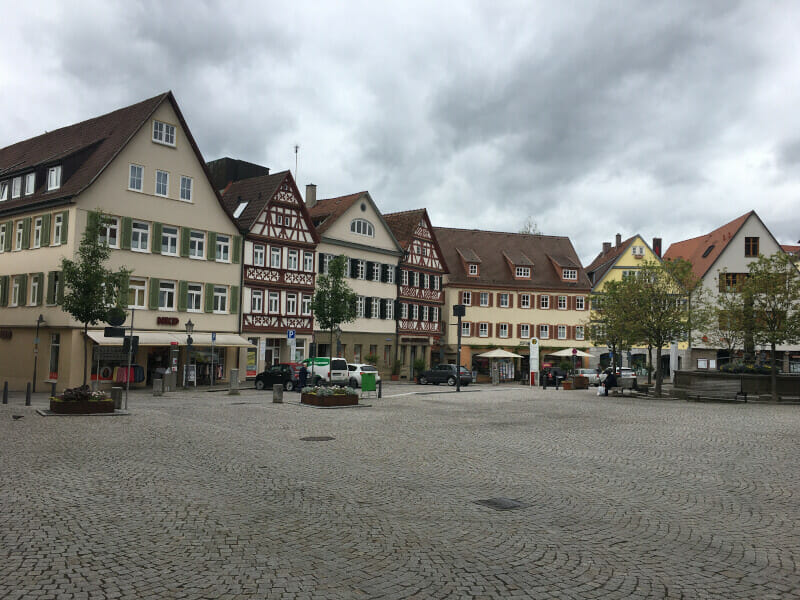 Marktplatz Öhringen am Radweg am Limes.