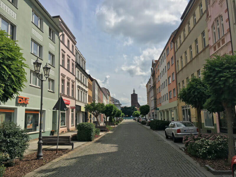 Innenstadt von Guben am Oder-Neiße-Radweg.