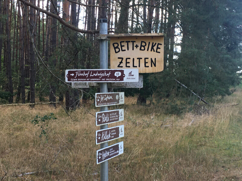 Beim Fennhof im Wald - Bett&Bike - Oder-Neiße-Radweg.