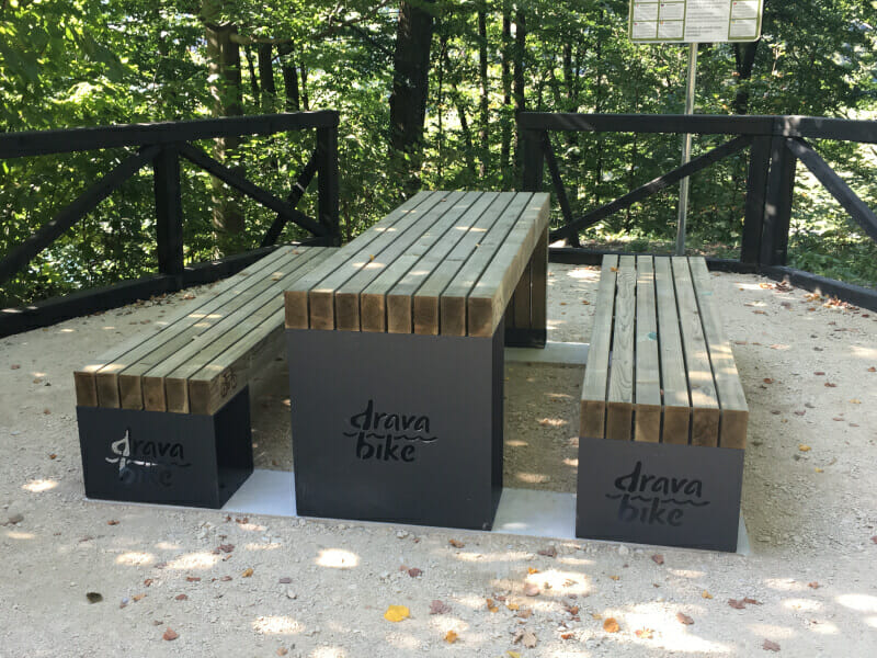 Drau-Bank zwischen Dravograd und Trbonje - Drauradweg.