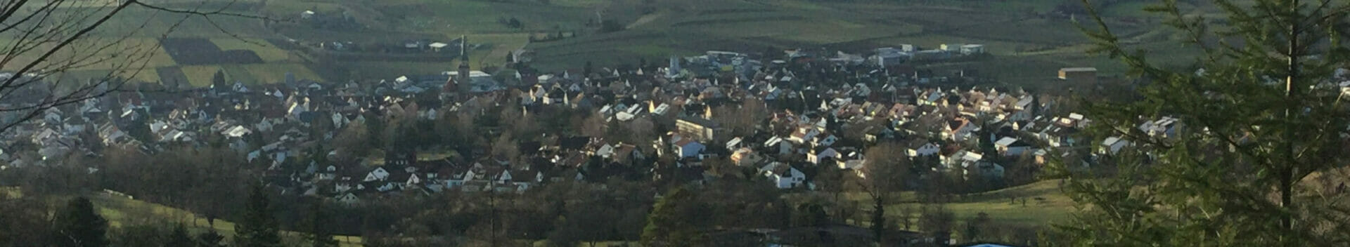 Hohenzollernradweg - Blick auf Ammerbuch-Entringen von der Nähe des Friedwalds.