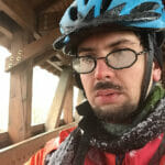 Total durchnässt unter einer Holzbrücke hinter Abtsgmünd - Kocher-Jagst-Radweg.