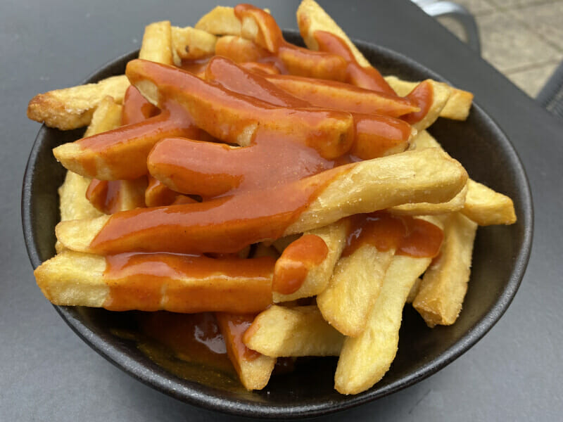 Leckere belgische Pommes - Vennbahn.