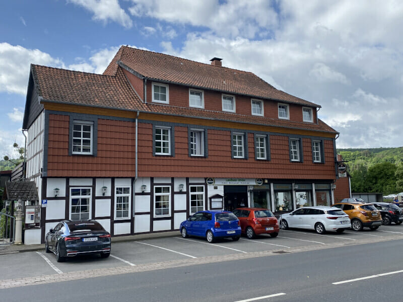 Einbeck-Greene Landhaus auf dem Leine-Heide-Radweg.