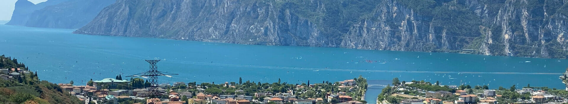 Torbole von oben am Gardasee - Gardaseeradweg - Garda by Bike