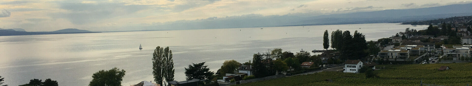 Rhone-Route der Schweiz am Genfer See hinter Lausanne.