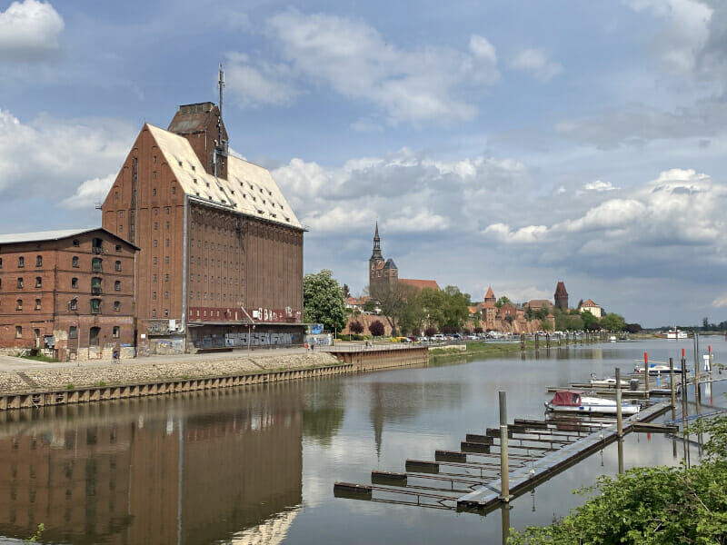 Tangermünde Hafen am Elberadweg