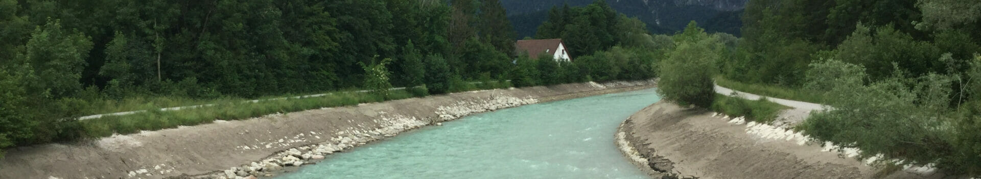 Tauernradweg zwischen Salzburg und Hallein (Rif) an der Salzach entlang.
