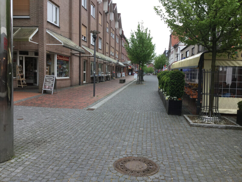 Zeven Innenstadt am Hamburg-Bremen-Radweg.