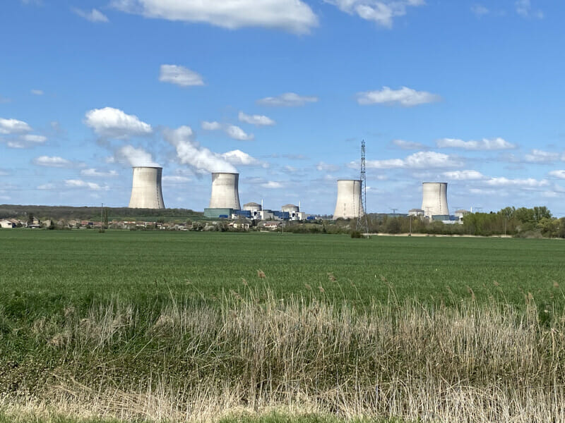 Atomkraftwerk in Cattenom am Moselradweg.