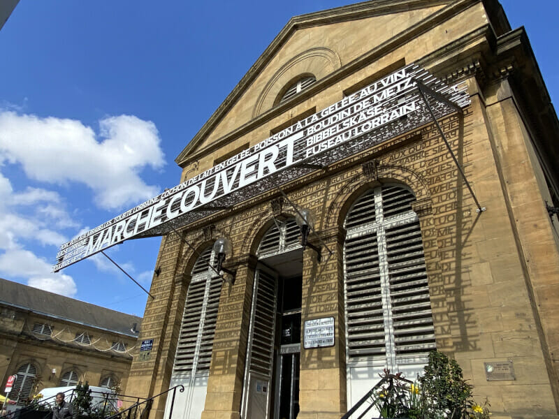 Marche Couvert - Markt in Metz in einer Halle - Moselradweg