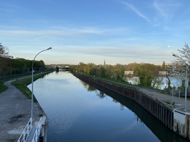 Mosel kurz vor Metz Moselradweg