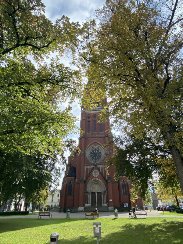 Paulskirche in Heidenheim am Brenztalradweg.